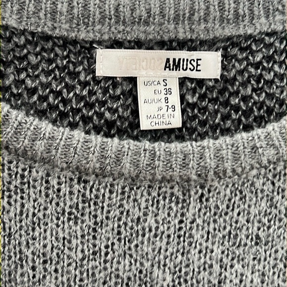 Amuse Society Women’s Gray Sweater - Picture 7 of 9